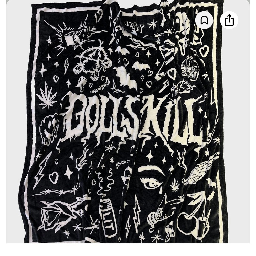 RARE Dolls Kill Large Plush Blanket NEVER SOLD ON WEBSITE OR STORE Brand New